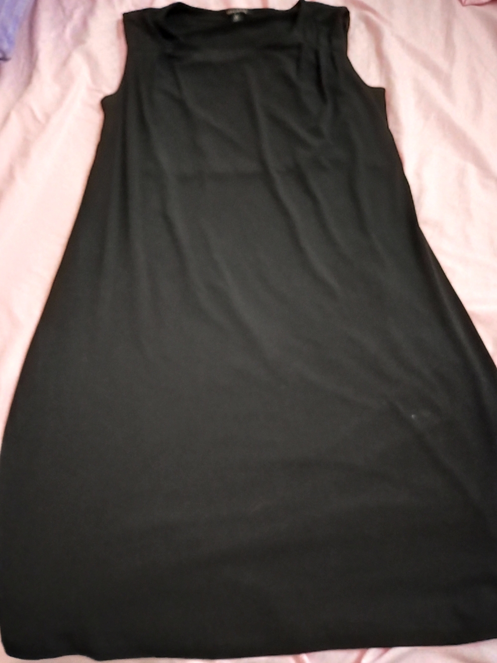 George Sleeveless Black Midi Dress